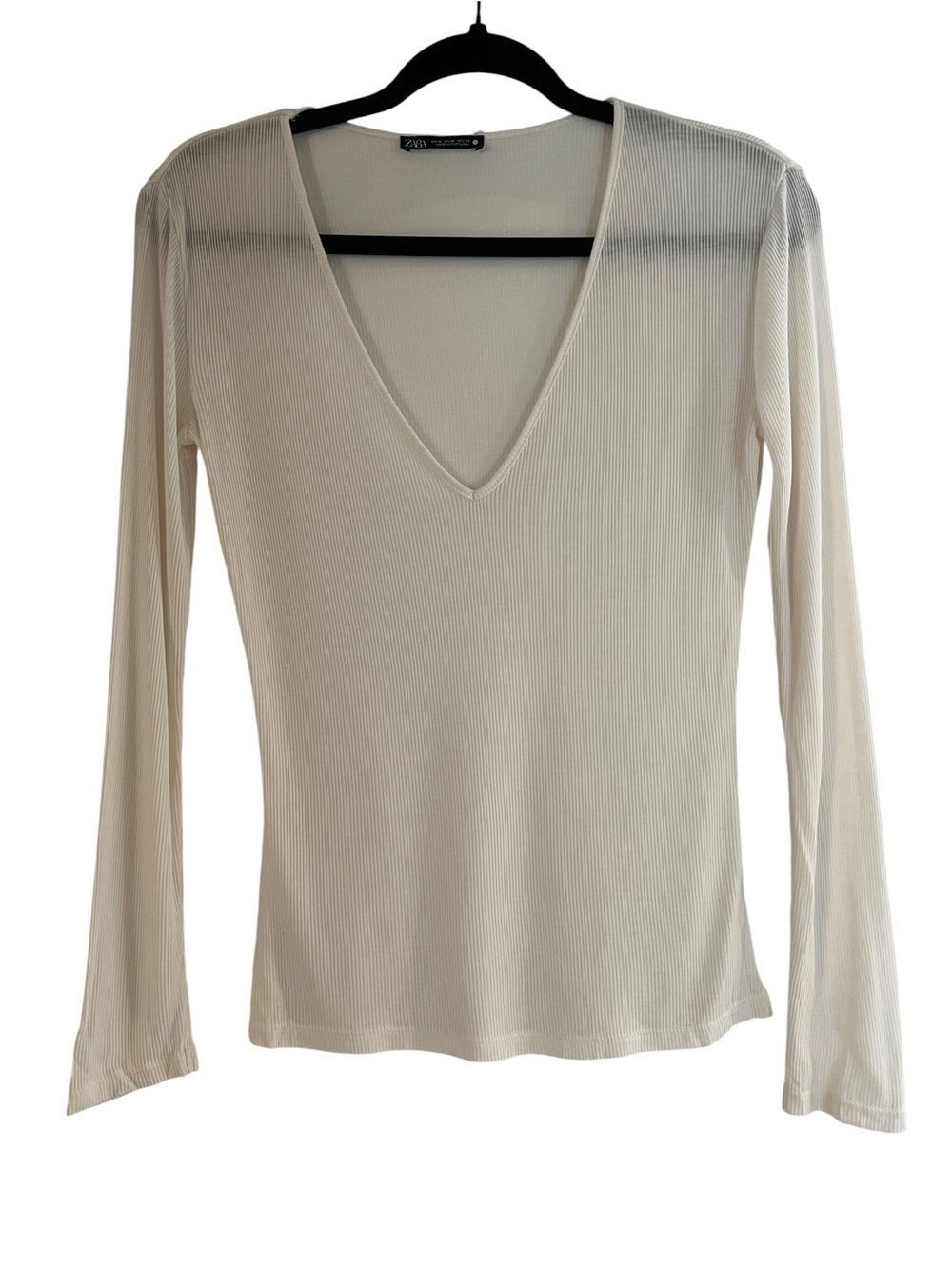 Zara Cream Ribbed V-Neck Long Sleeve Cottagecore Quiet Luxury Coastal Top- M